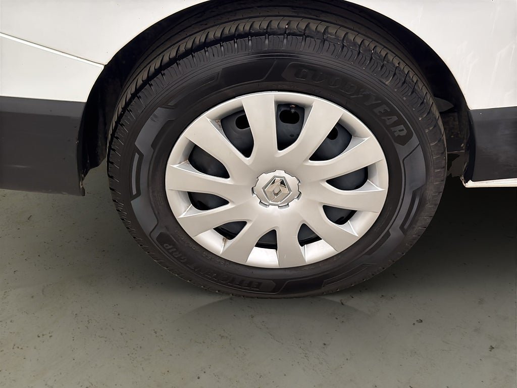 Vehicle Image 33