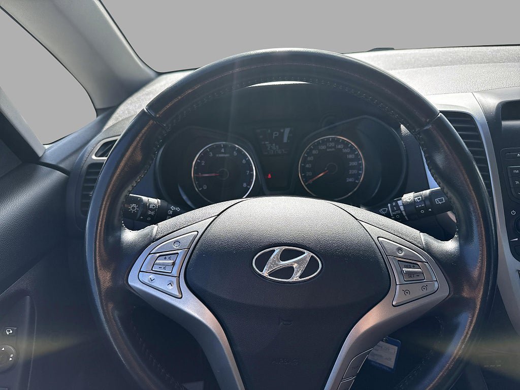 Vehicle Image 14