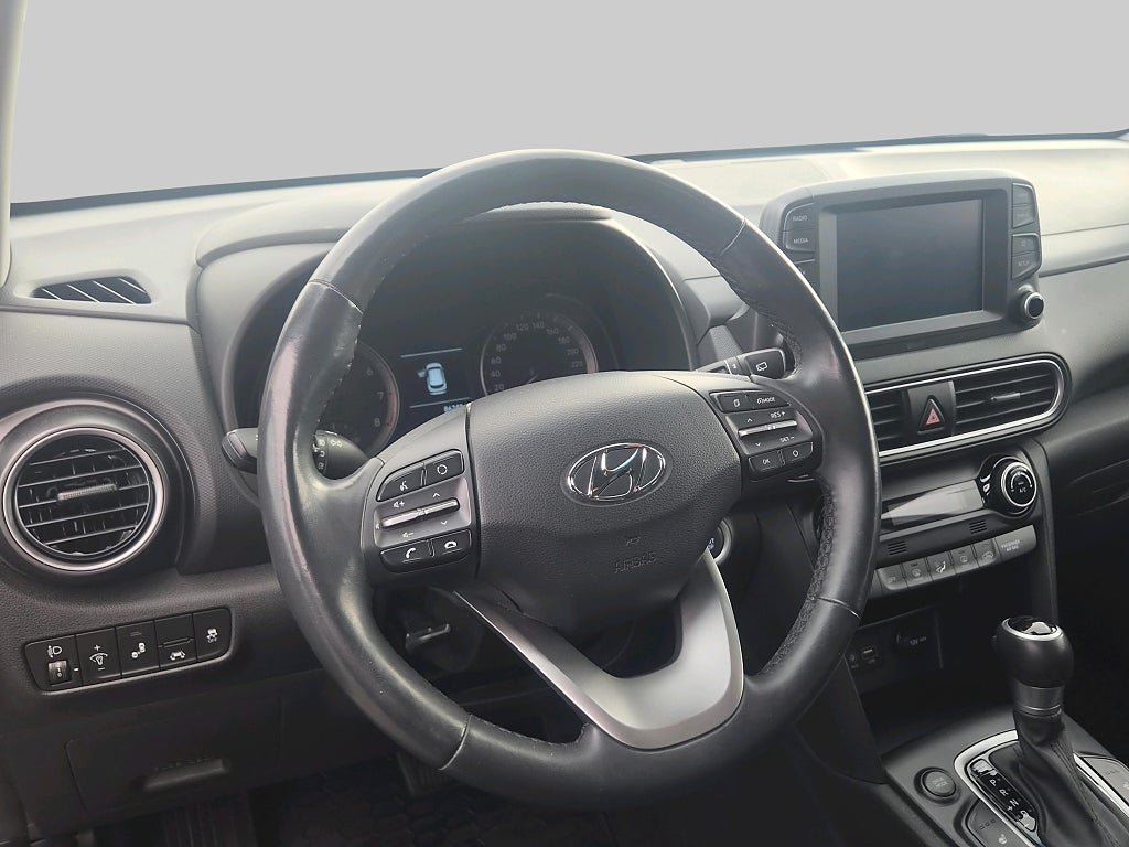 Vehicle Image 17
