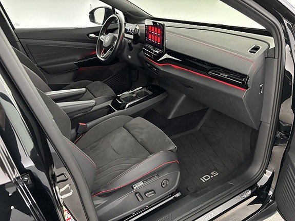 Vehicle Image 24