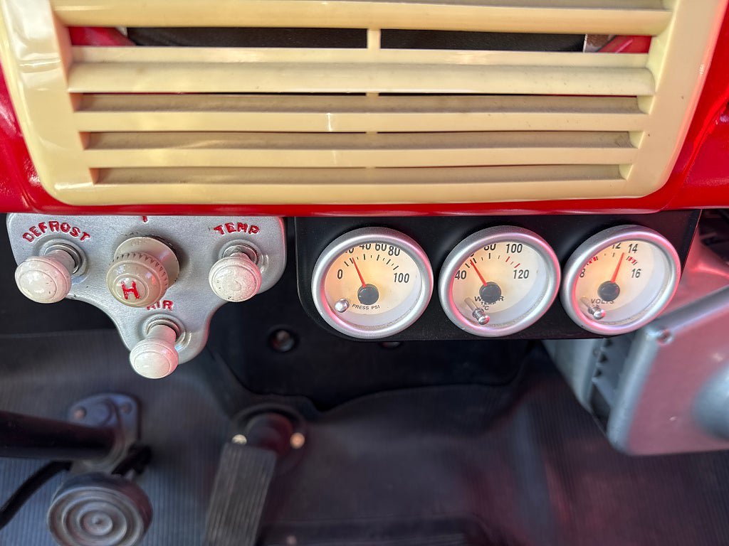 Vehicle Image 32