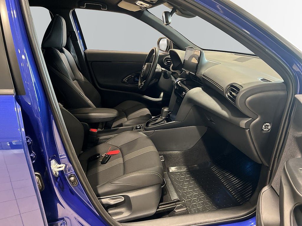 Vehicle Image 7