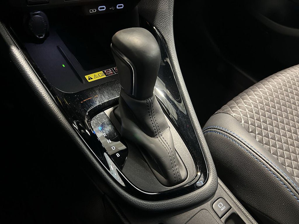 Vehicle Image 24