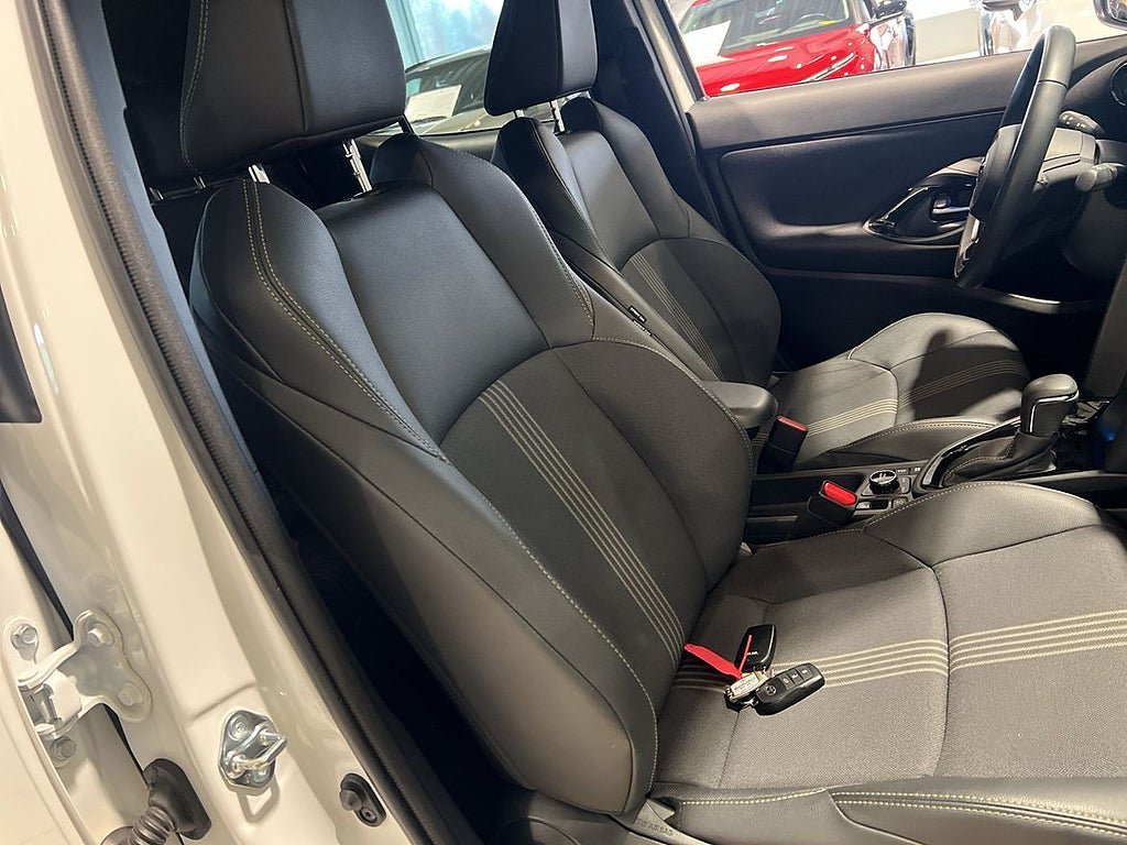 Vehicle Image 21