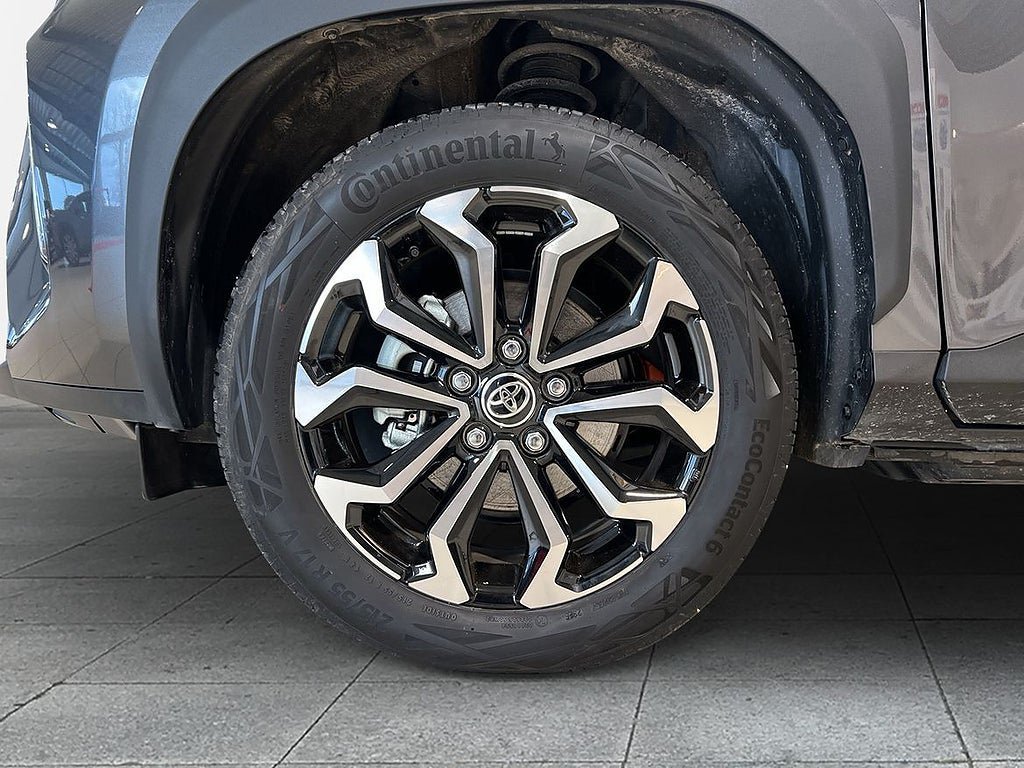 Vehicle Image 17