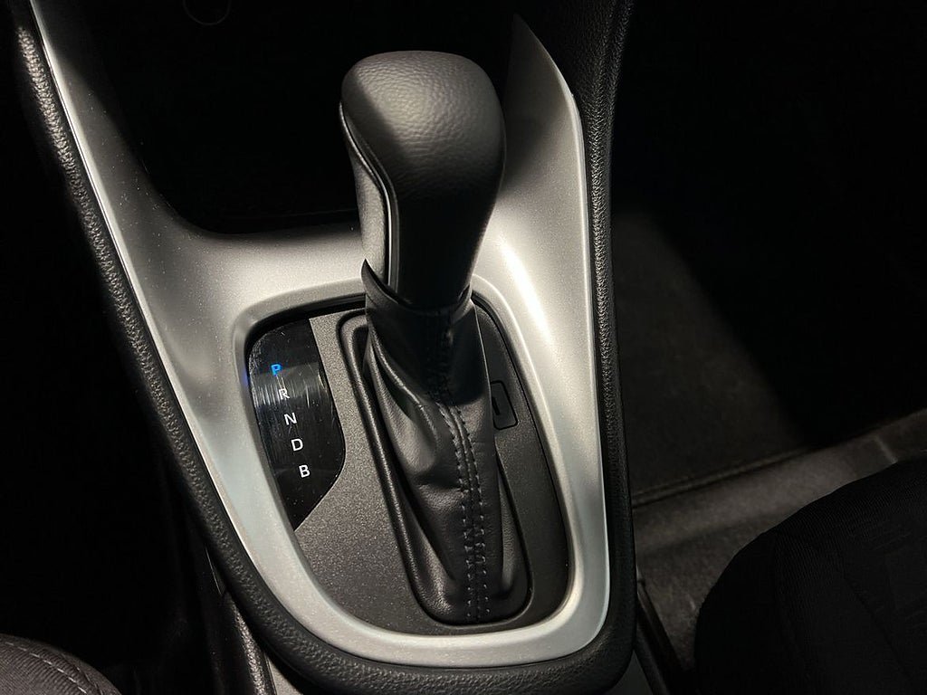 Vehicle Image 24