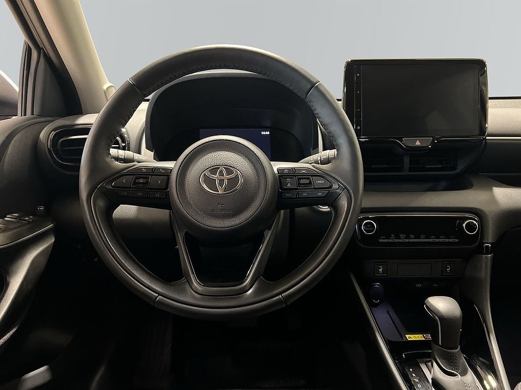 Vehicle Image 9