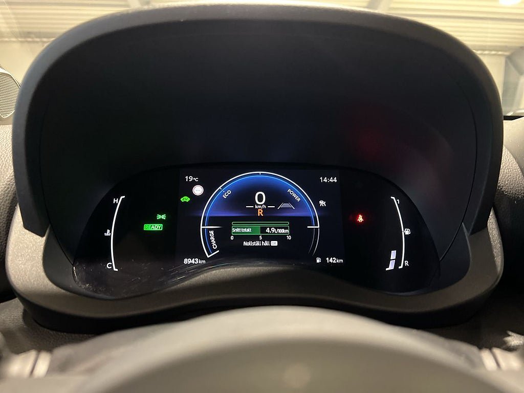 Vehicle Image 14