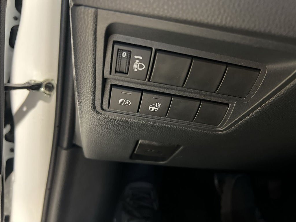 Vehicle Image 23