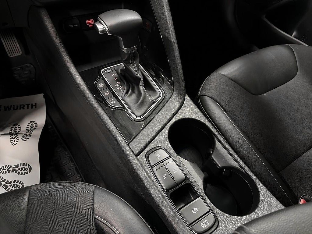 Vehicle Image 18