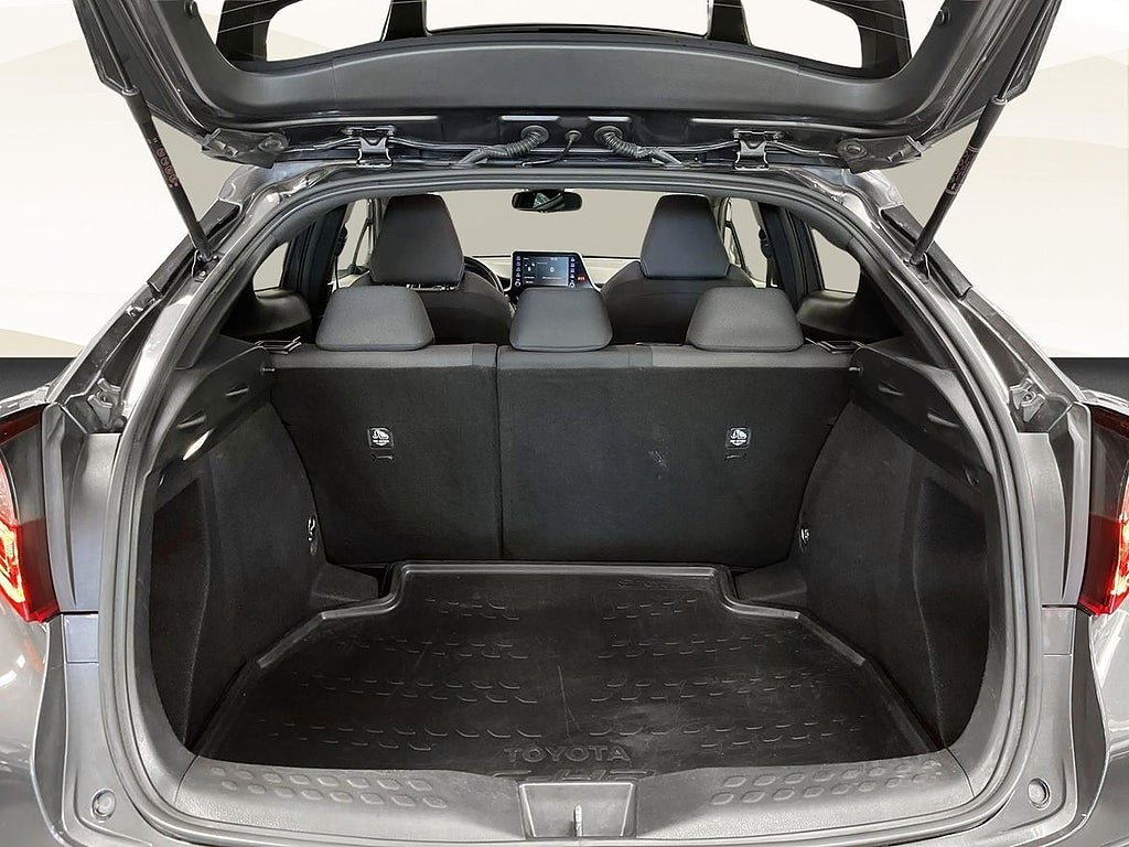 Vehicle Image 13