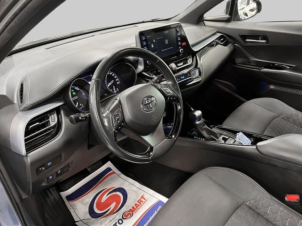 Vehicle Image 14