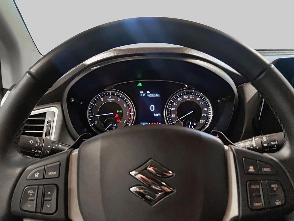 Vehicle Image 14