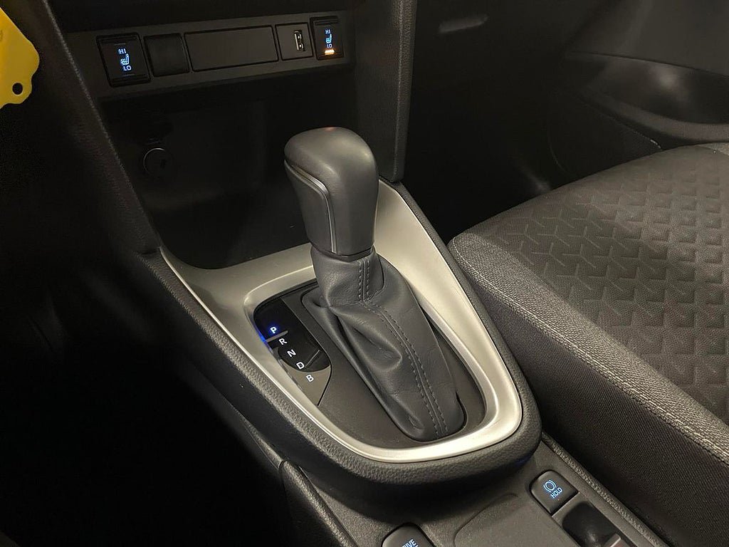 Vehicle Image 18