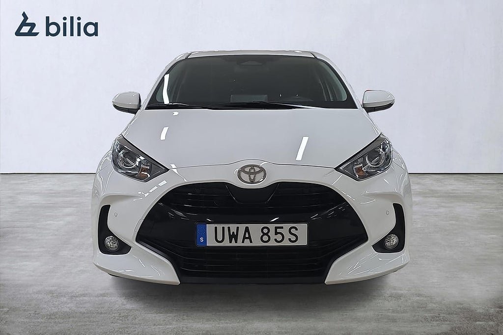 Vehicle Image 6
