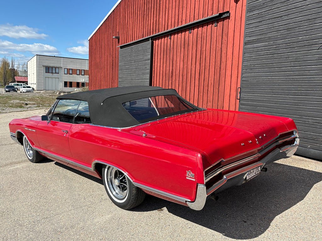Vehicle Image 26