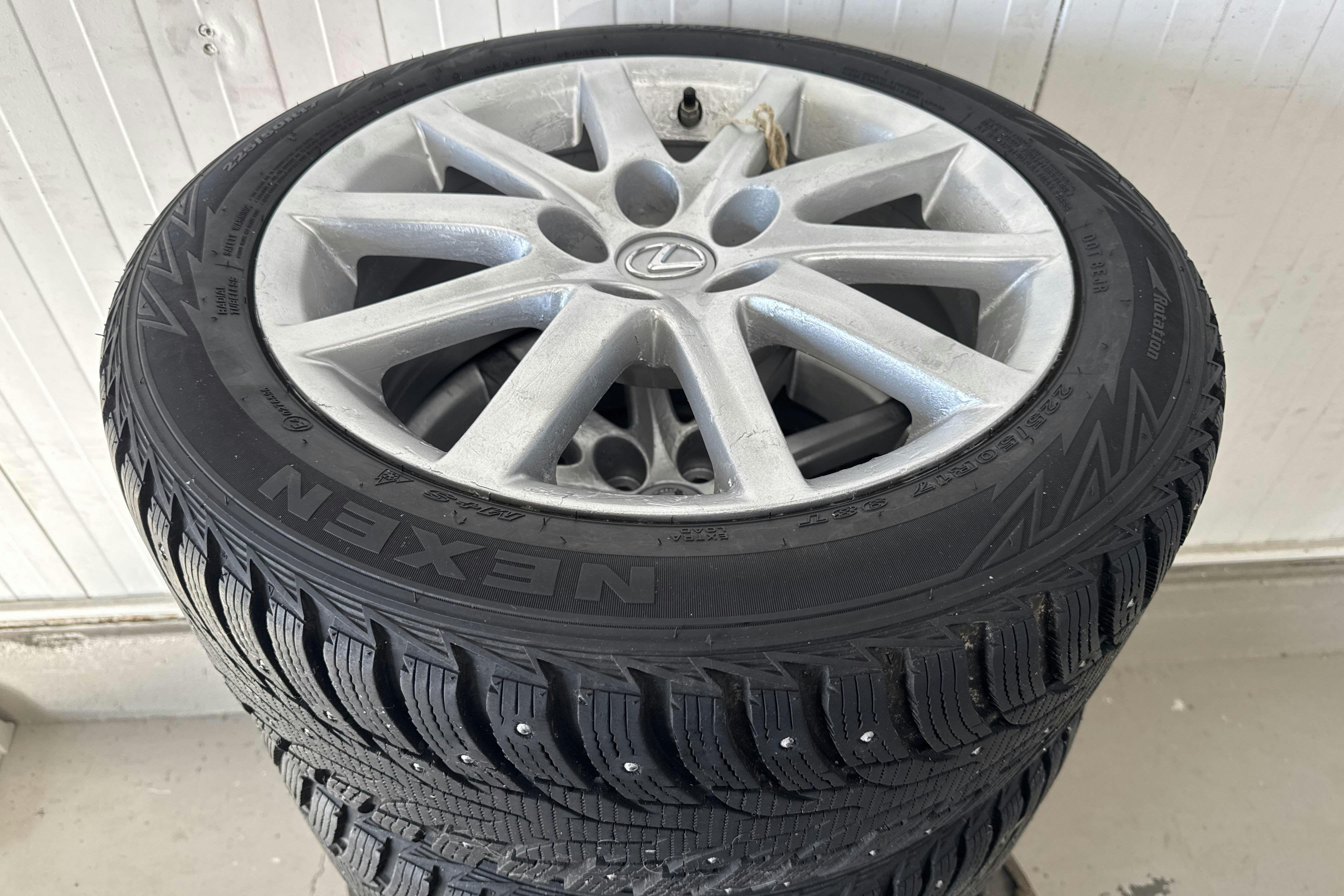Vehicle Image 17