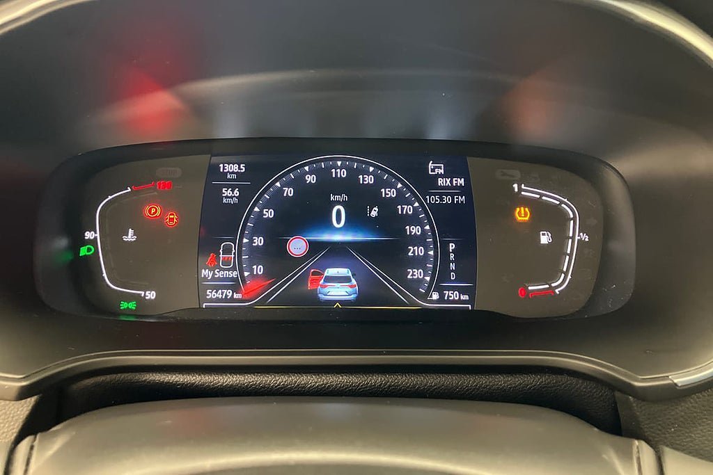 Vehicle Image 16