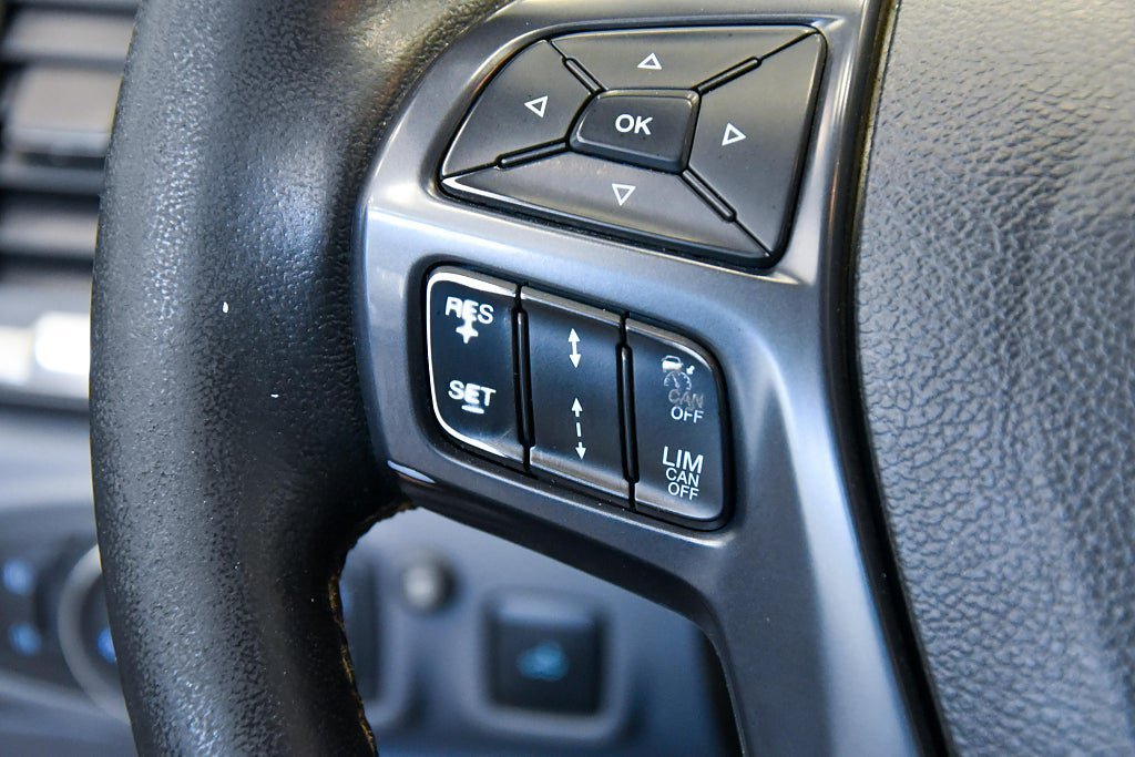 Vehicle Image 22