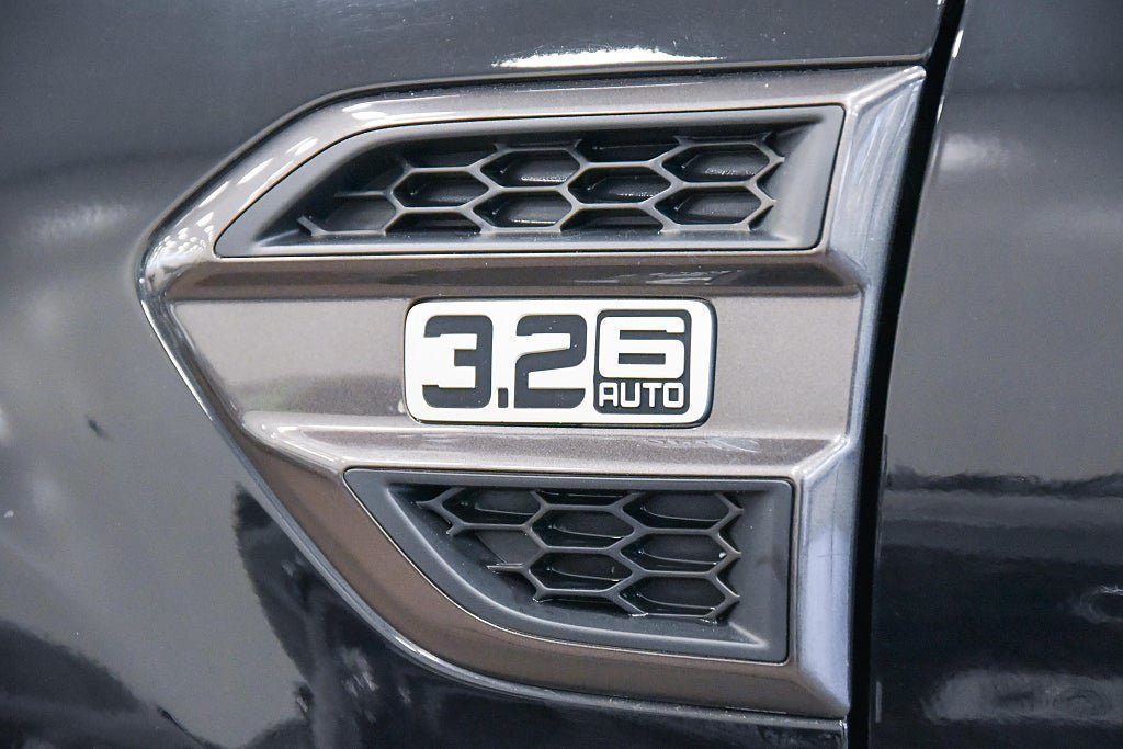 Vehicle Image 24