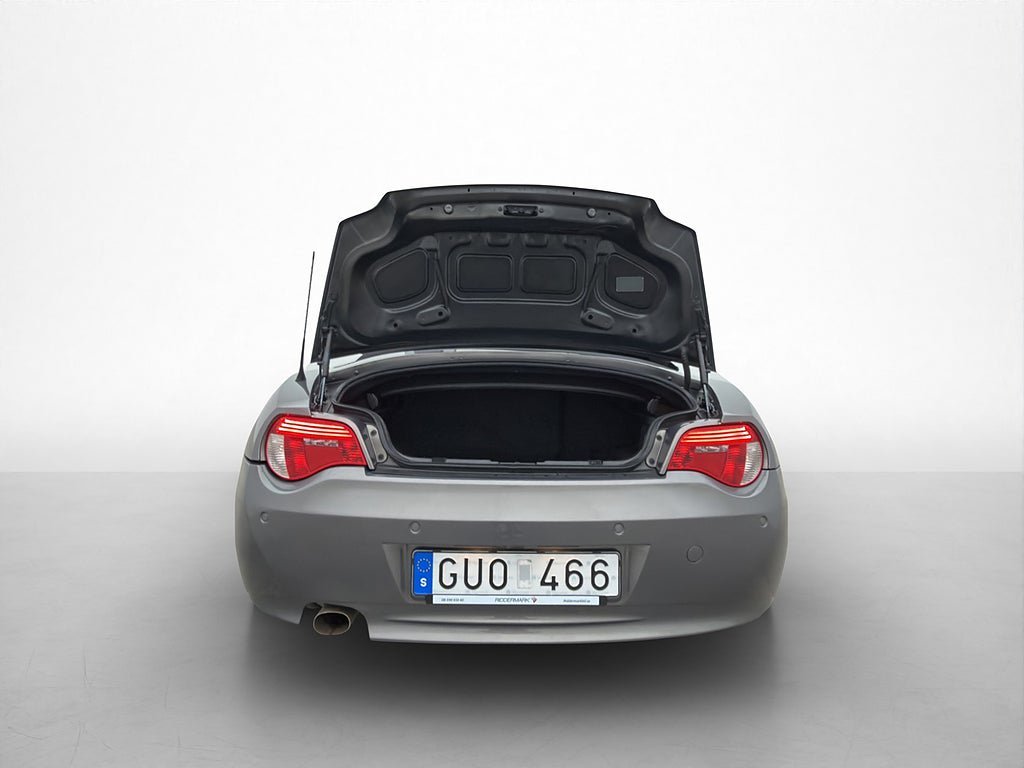Vehicle Image 20