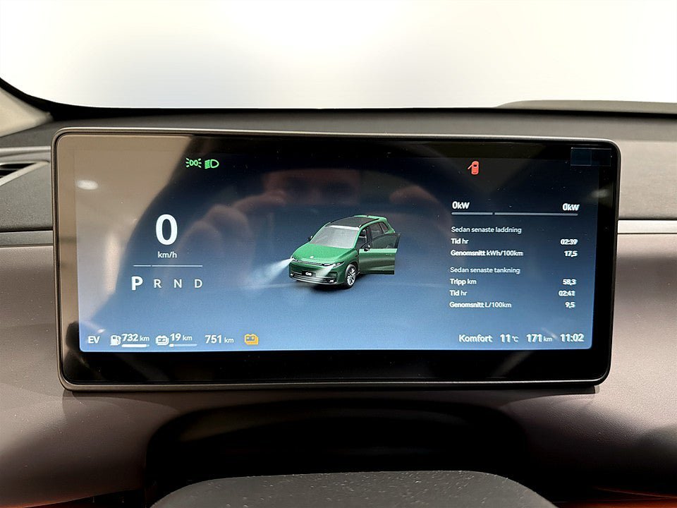 Vehicle Image 14