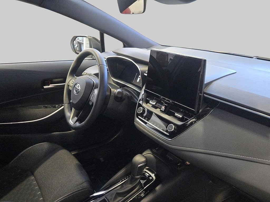 Vehicle Image 10