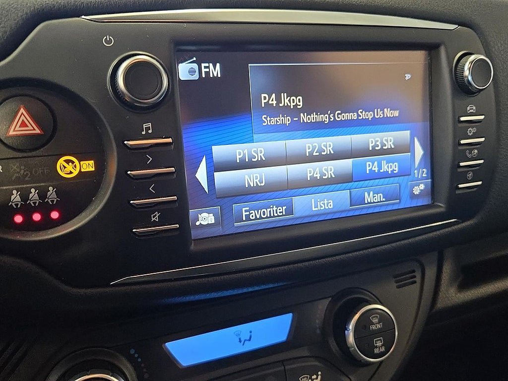 Vehicle Image 15