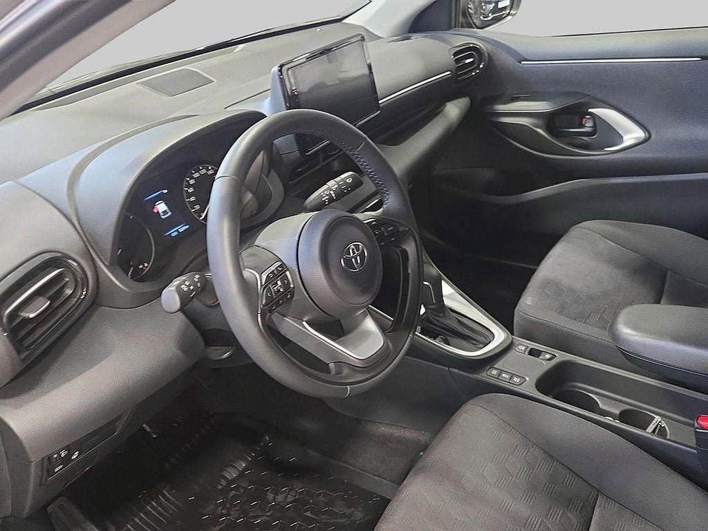 Vehicle Image 14