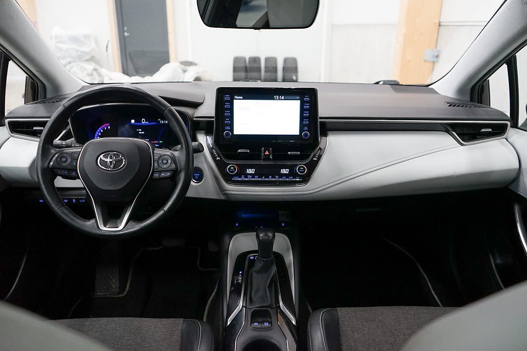 Vehicle Image 13