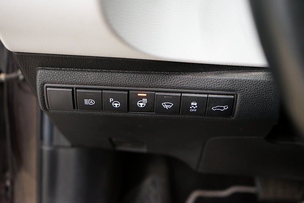 Vehicle Image 19