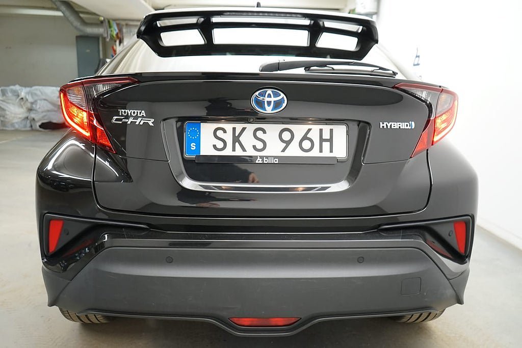 Vehicle Image 12