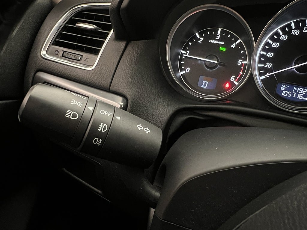 Vehicle Image 24