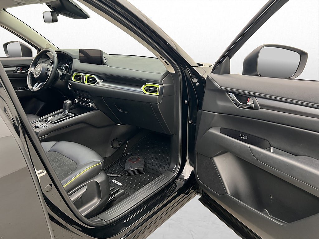 Vehicle Image 21