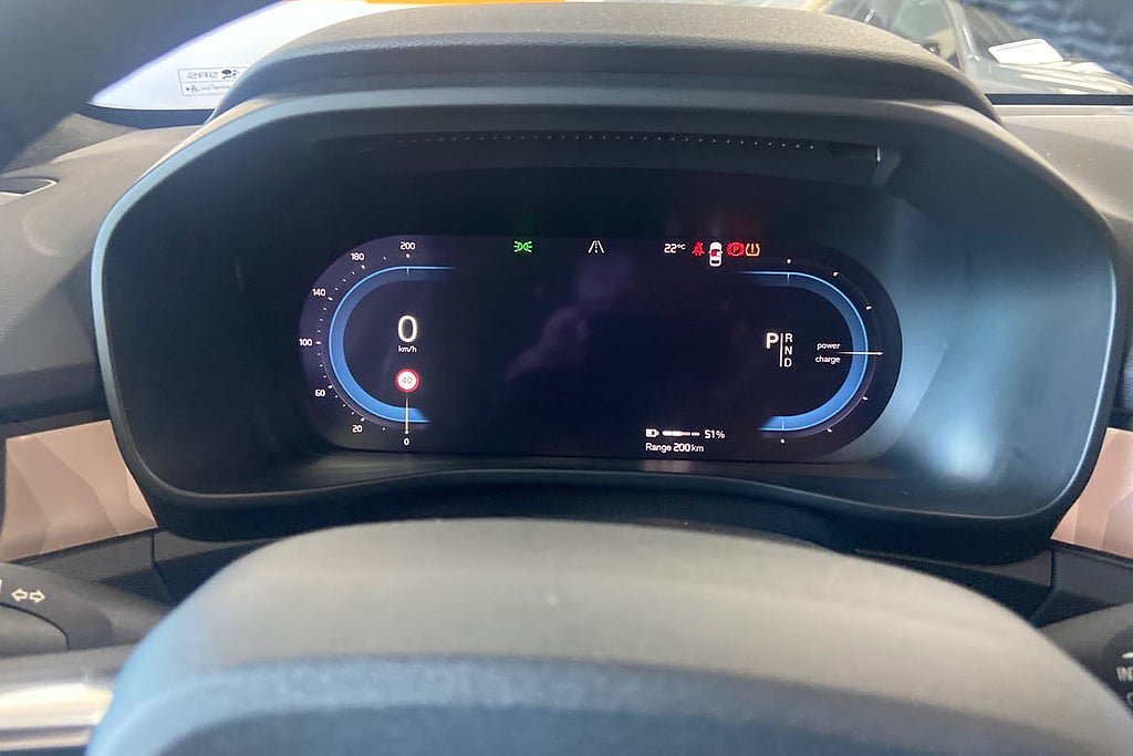 Vehicle Image 16