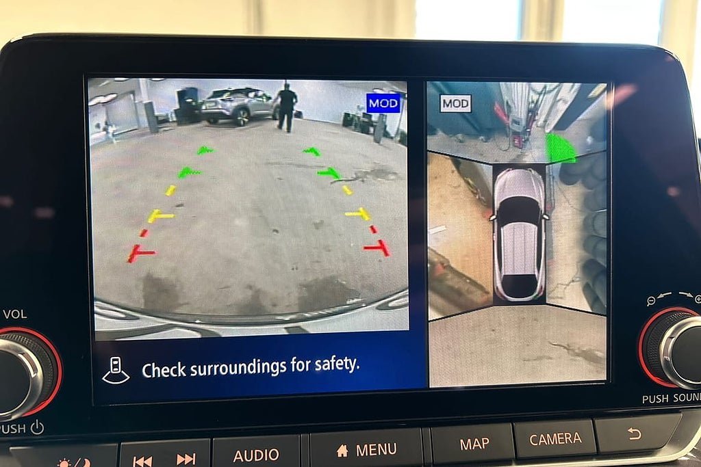 Vehicle Image 22