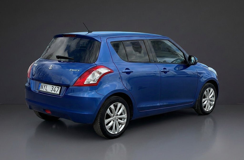 Vehicle Image 7