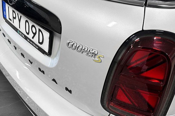 Vehicle Image 29