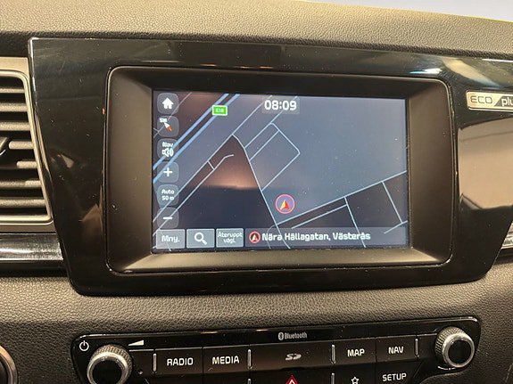 Vehicle Image 17
