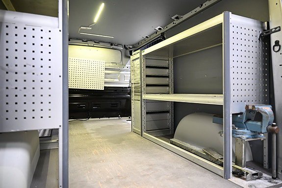 Vehicle Image 13