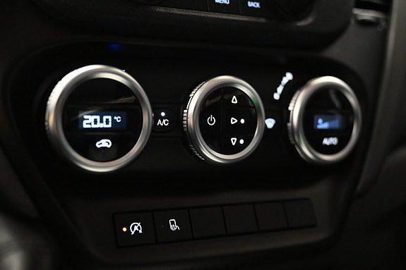 Vehicle Image 27