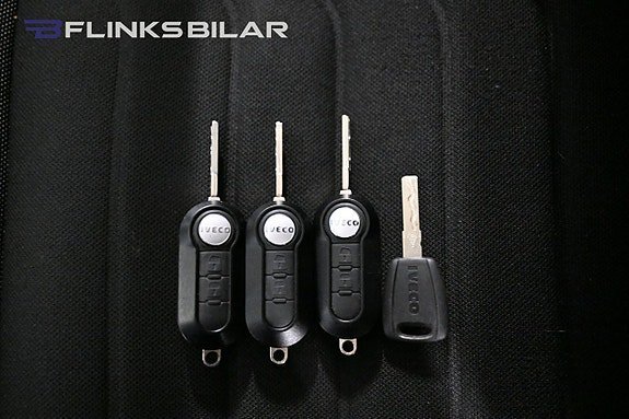 Vehicle Image 30