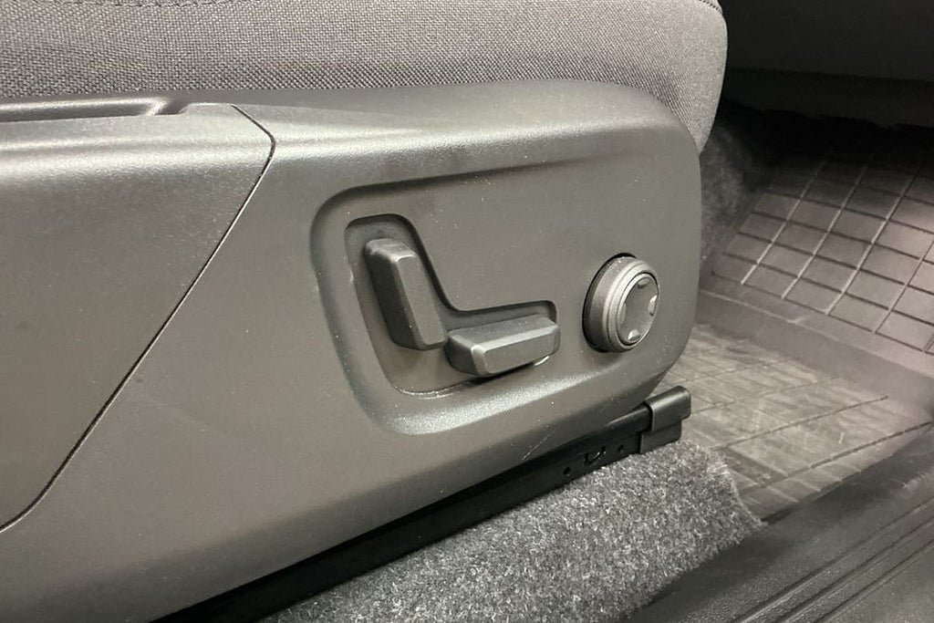 Vehicle Image 19