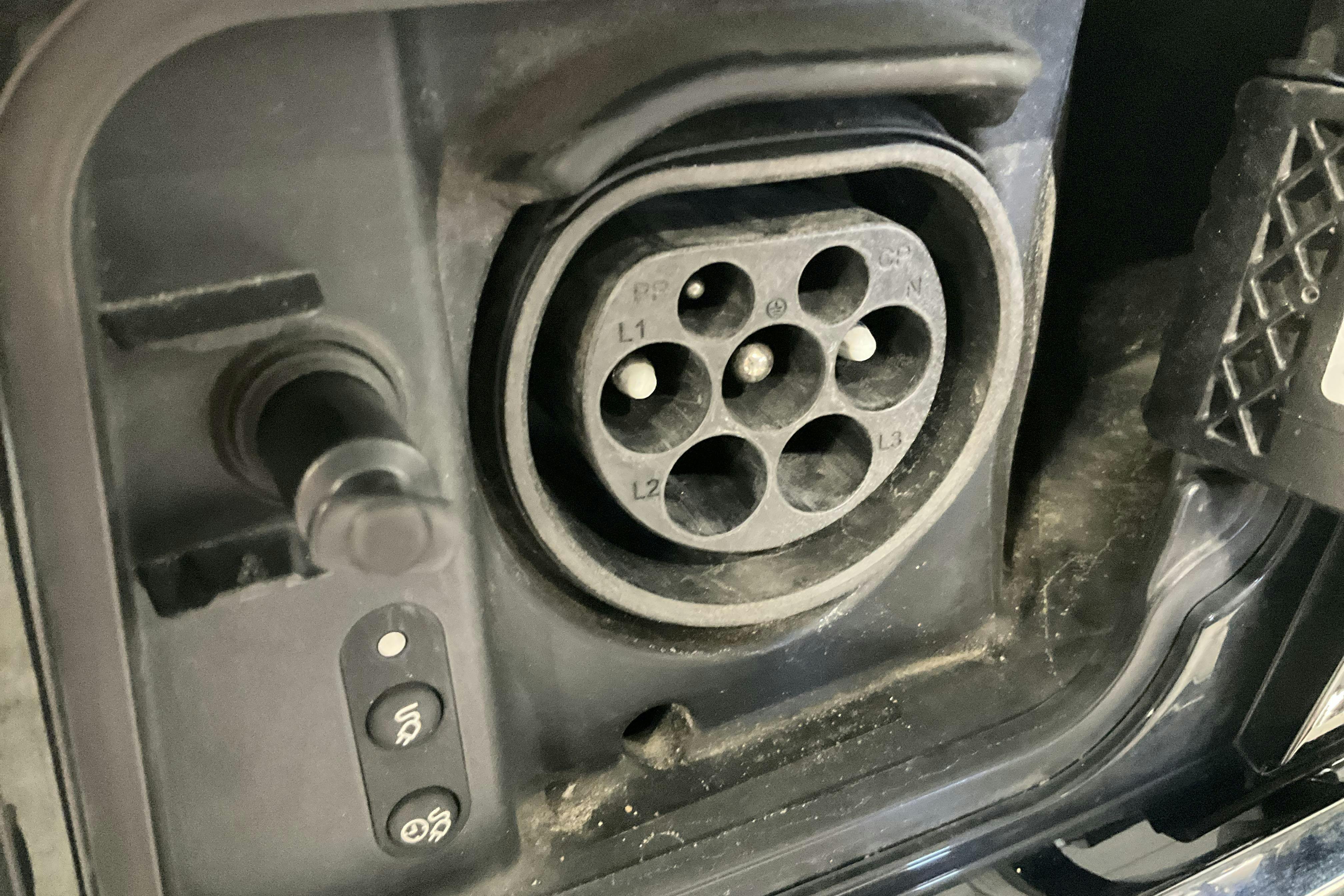 Vehicle Image 15