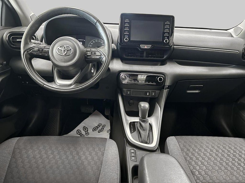 Vehicle Image 12