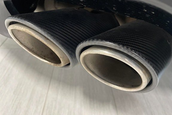 Vehicle Image 24