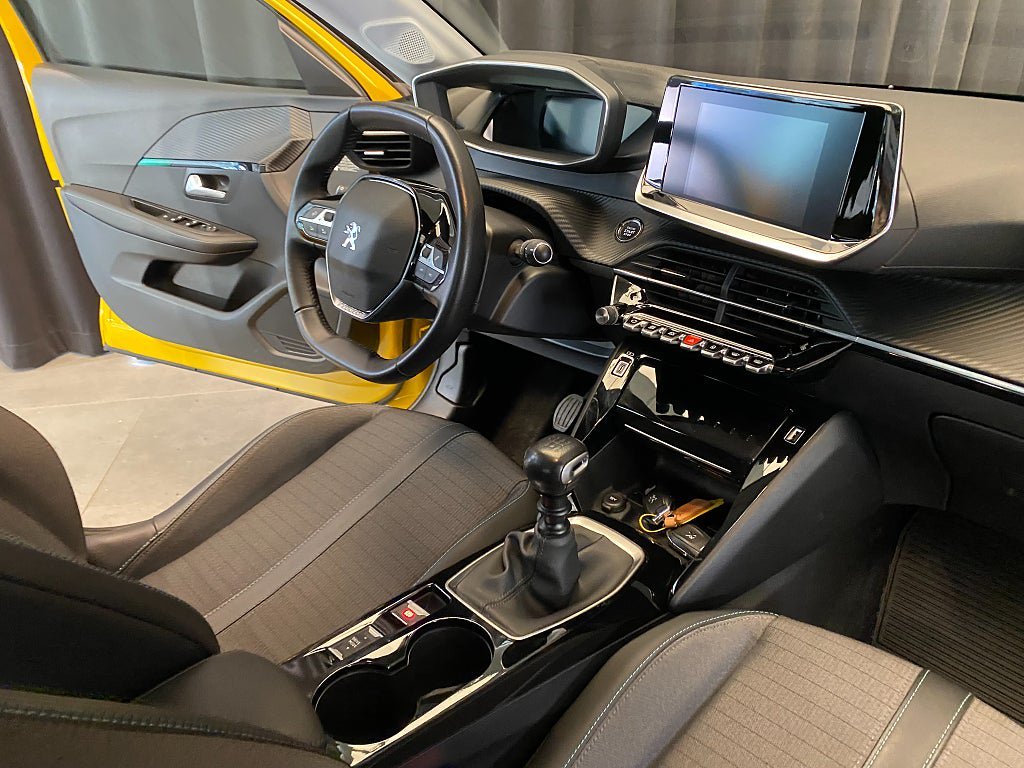 Vehicle Image 37