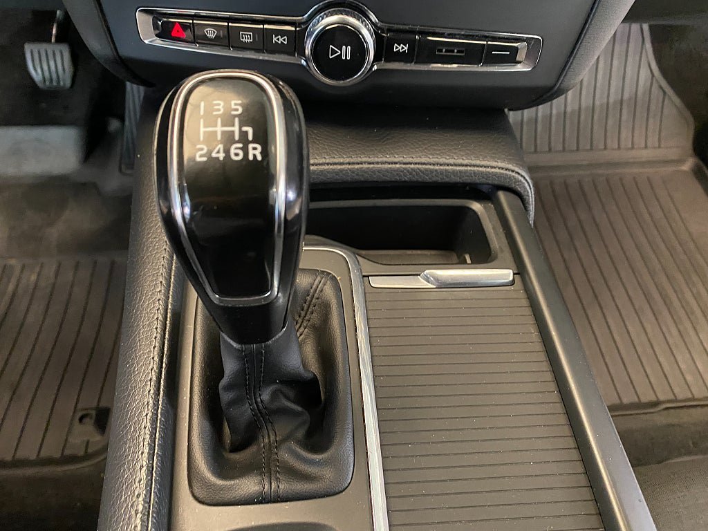 Vehicle Image 39