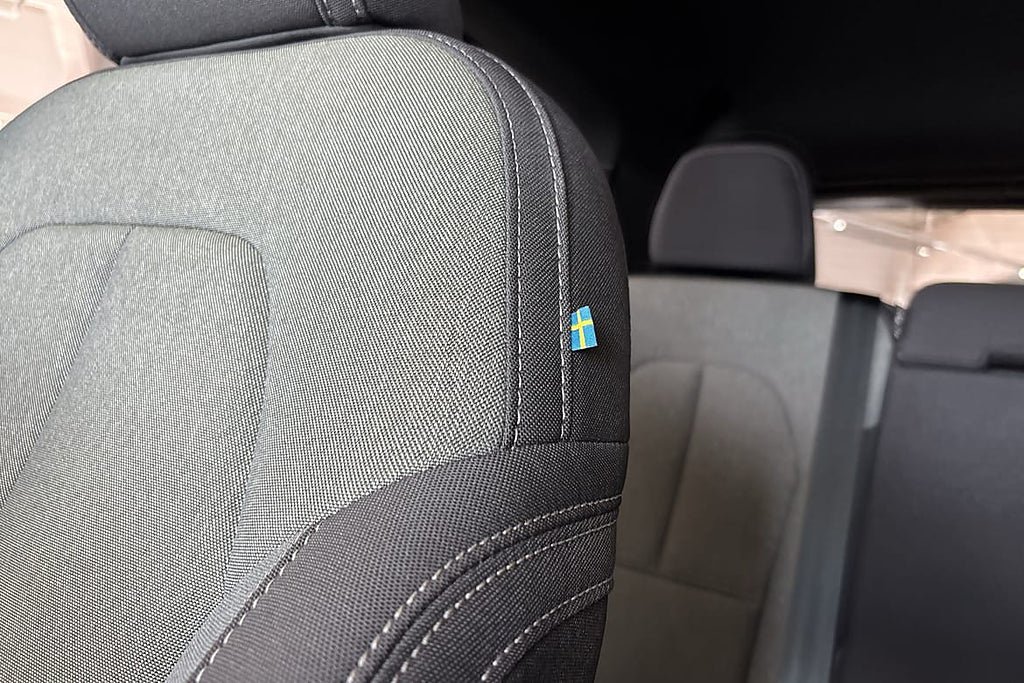 Vehicle Image 19