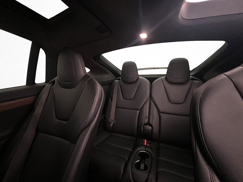 Vehicle Image 34